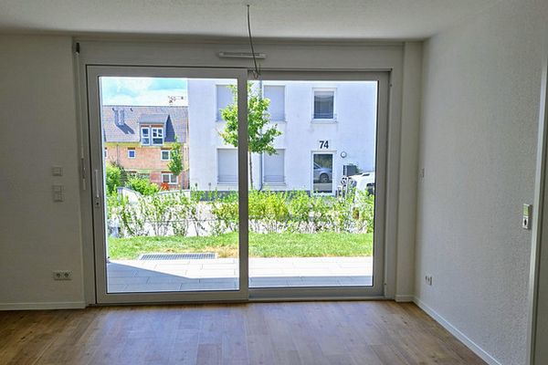 Helle, moderne 2-Zimmer-Neubauwohnung mit Garten