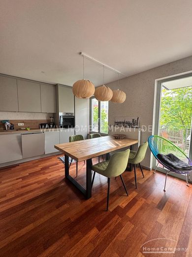 Moderne, helle Loftwohnung mit Süd-Balkon am Kustermann Park – zentral  &  ruhig – e59b5aec97438c15150e6723849d973ed4bf7f14.jpg