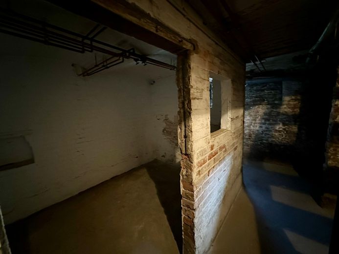 Historyczny dom szachulcowy w Eisenach: 218 m², duży ogród, od zaraz wolny i z bardzo korzystnym dofinansowaniem! – Zdjęcie 28