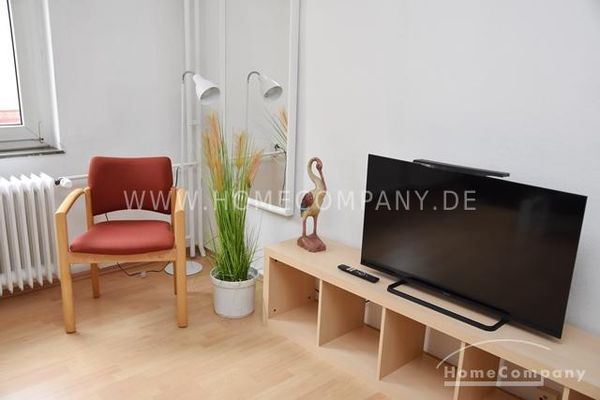 Zentrum, Modern möblierte Erdgeschoss-Wohnung in zentraler Lage