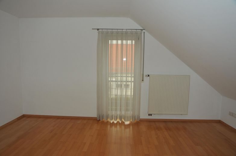 Modern architect-designed house for the large family – Schlafzimmer OG