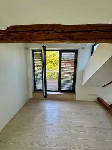 Designer Loft incl. Balcony & Terrace in a Listed Complex, Private Sale – Terrasse 2.OG