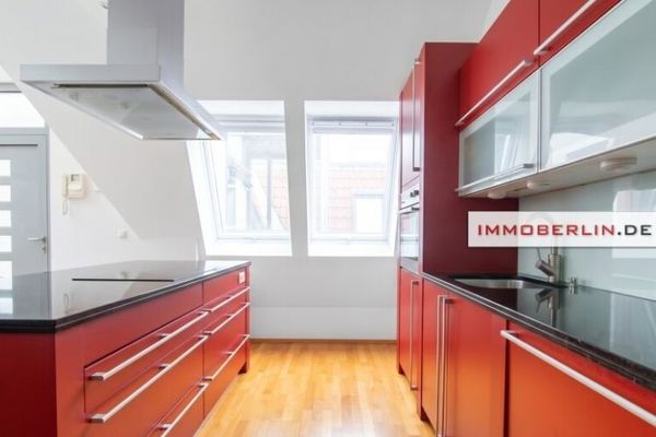 IMMOBERLIN.DE - Atmosfera esclusiva in una tranquilla posizione centrale! Imponente appartamento atelier/galleria con terrazze