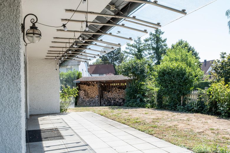 Exklusives Einfamilienhaus in traumhafter Flusslage - Wohnen, wo andere ihre Freizeit verbringen – Garten