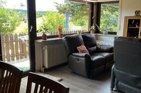 Ein-/ Zweifamilienhaus – Wohnzimmer EG