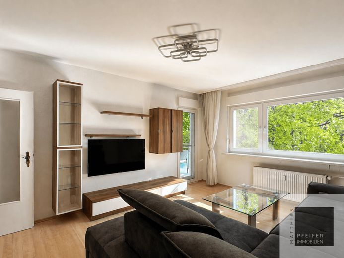 RESERVED - Bright air-conditioned apartment with large loggia in a forest-edge location – Wohnen