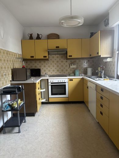Casa indipendente unifamiliare in una buona posizione, con grande potenziale, a Dietzenbach – Küche