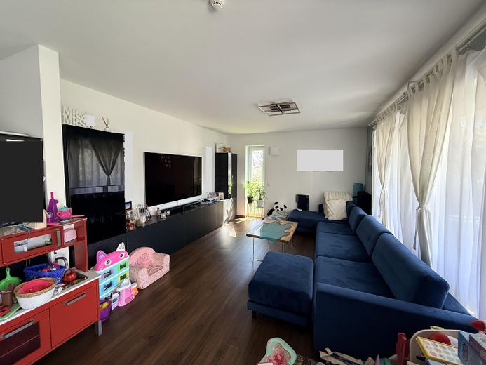 PROVISIONSFREI: 115 m² Familientraum in Top-Lage Hanau-Wolfgang – Wohnbereich