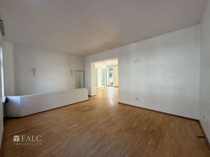 Rüttenscheider Perle: Souterrain-Wohnung. Platz, Lage und Komfort vereint – Bild 3