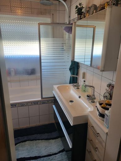 Badezimmer vergleichbar