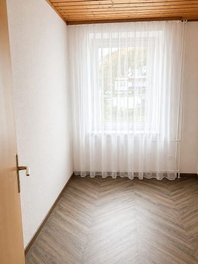 4 ZKB-Wohnung mit Balkon – Foto 7