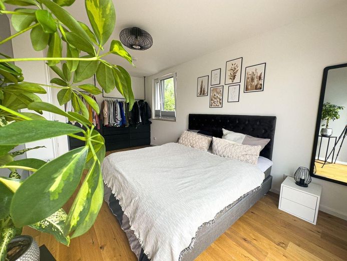 Liebevoll eingerichtete fantastische Wohnung – Foto 8