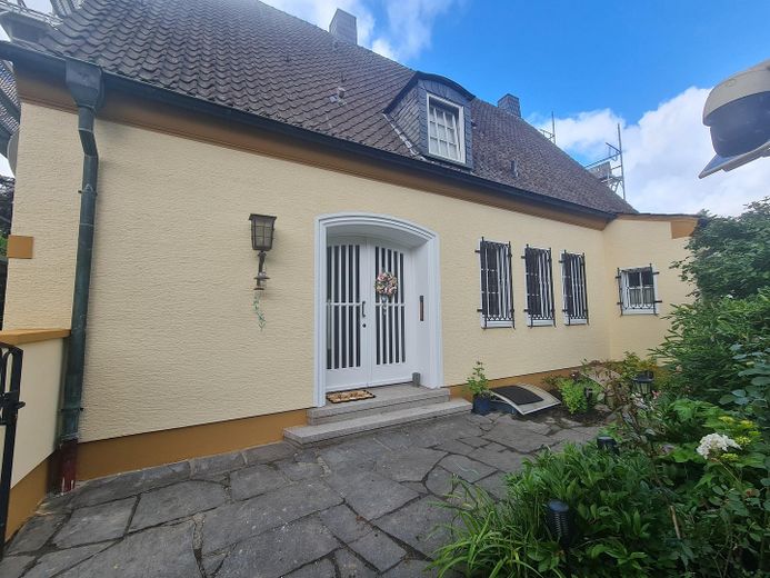 Familienparadies - großzügiges EFH mit Garten – Foto 3