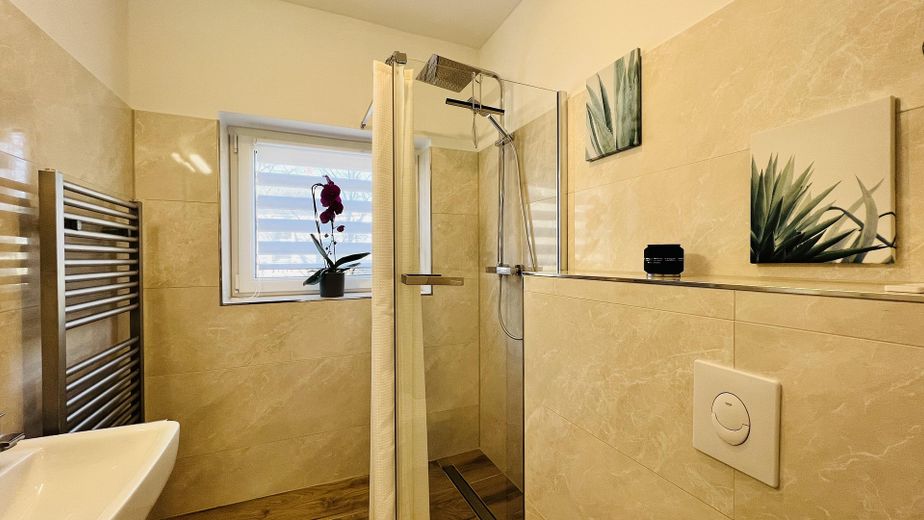  Badezimmer1