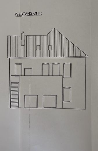 Charme historique. Confort de vie moderne. Un chez-soi avec du caractère. – Schnitt Haus Hinten
