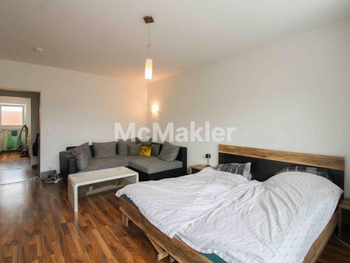 Preiswert: solides Appartement mit Stellplatz & Balkon am Grünzug – Foto 1