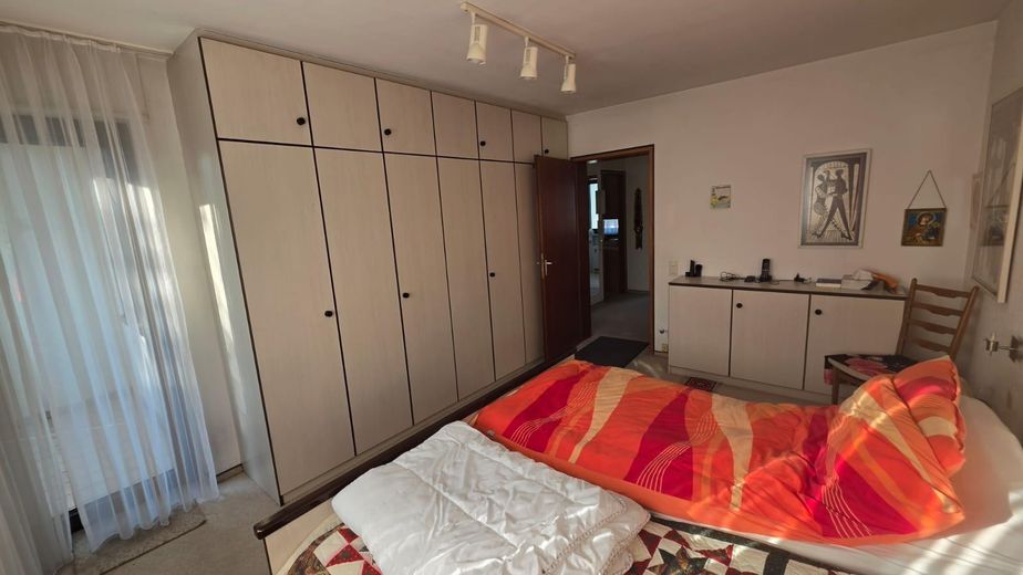 منزل صفّي في موقع متميز بمدينة مانهايم مع العديد من الإمكانيات – Schlafzimmer OG