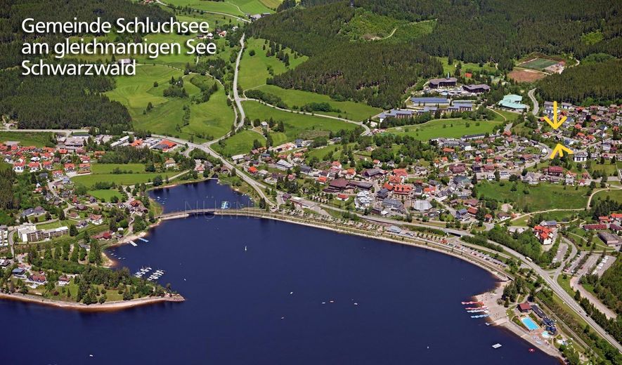 HAUS-SCHLUCHSEEBLICK: 3 Ferienwohnungen mit "Classic-Car-Ambiente" in Premiumlage (€ 1,1 Mio. +Inv.) – Schluchsee Ort