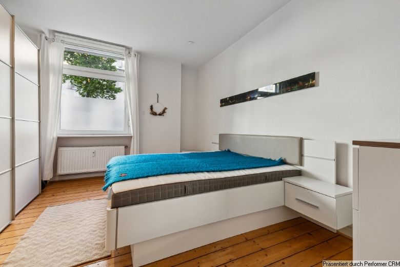 Sehr schöne Altbauwohnung mit Terrasse zum Hof, Dielenboden und geschmackvoller Möblierung, Internetzugang – 47c3840d323315eeb33136e03978a7e5e2106c29.jpg