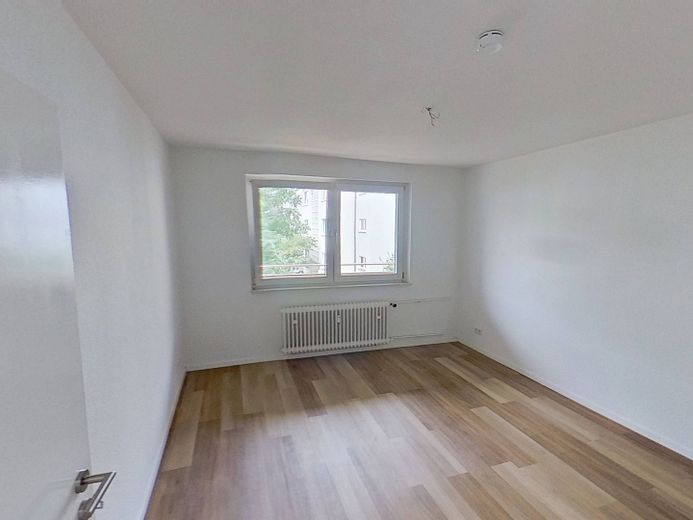 Westercelle’de balkonlu ve bol ışık alan modern 3 odalı daire – Ansicht I: Schlafzimmer I
