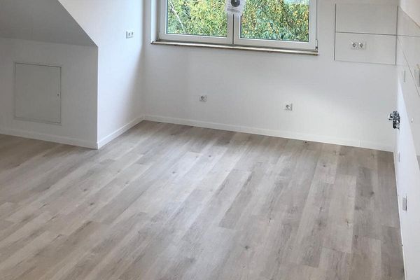 Kernsanierte 3,5-Zi.-Whg. in Bo.-Riemke, sehr gute Anbindung