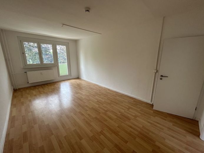 Nachmieter gesucht für 2-Zimmer-Wohnung mit Balkon! – Foto 1