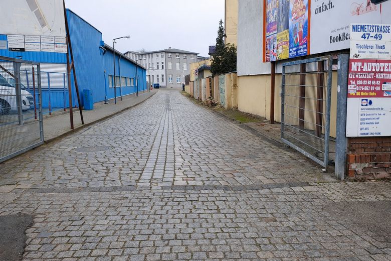 Lager im Keller zu vermieten, Lastenaufzug vorhanden – Foto 1