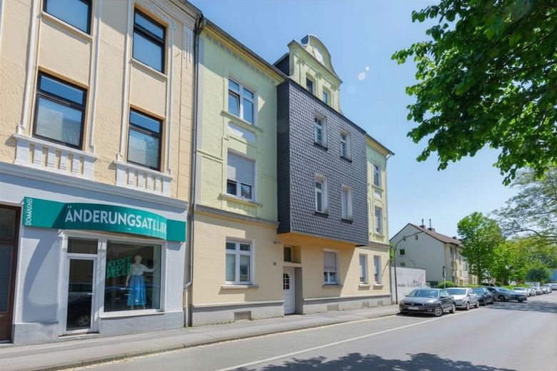 Top wohlfühl DG ETW Wohnung mit Stellplatz nahe der Fußgängerzone Dortmund-Hombruch – Strassenansicht 1