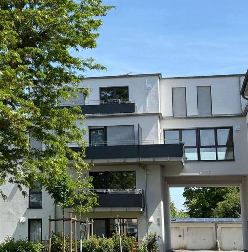 Modern wohnen oder clever investieren – freie Eigentumswohnung in 52146 ; BJ 2025 ; Bezugsfrei – Ansicht Durchfahrt Haus 11