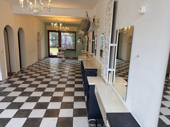 Ladenlokal in Karlsruhe Mühlburg (nähe Entenfang) zu vermieten – Blick zum Hof 2