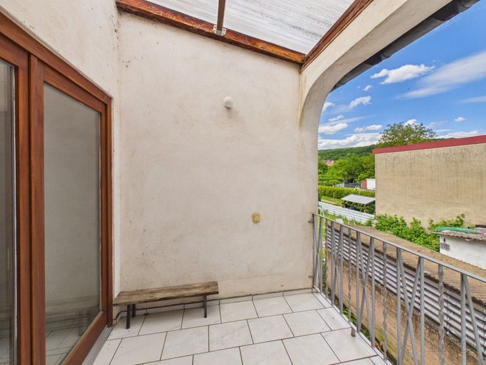 Viel Raum für die Familie: Einfamilienhaus in angenehmer ruhiger Lage – Bild 12