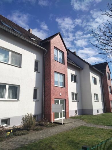 Exklusive Maisonettewohnung mit Garage in bester Lage von Lutherstadt Wittenberg zu verkaufen – Frontansicht