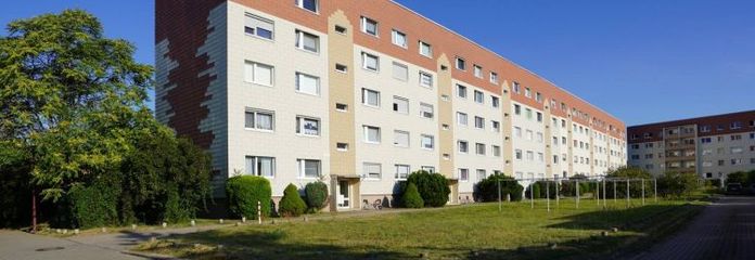 +++GEMÜTLICHE, HELLE 2-RWG MIT TAGESLICHTBAD IN GRÜNER UND BELIEBTER LAGE VON EILENBURG+++