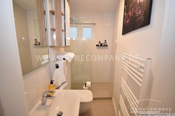 Renovierte 3 Zi.-Wohnung mit Stellplatz im Viertel