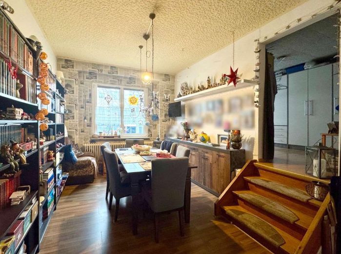 3 Zimmer Altbauwohnung in Nippes mit Garage ohne Makler – Esszimmer