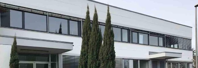 Büroflächen Bad Cannstatt, Teilfächen möglich deshalb Mietangabe nur pro m² – Eingangsseite