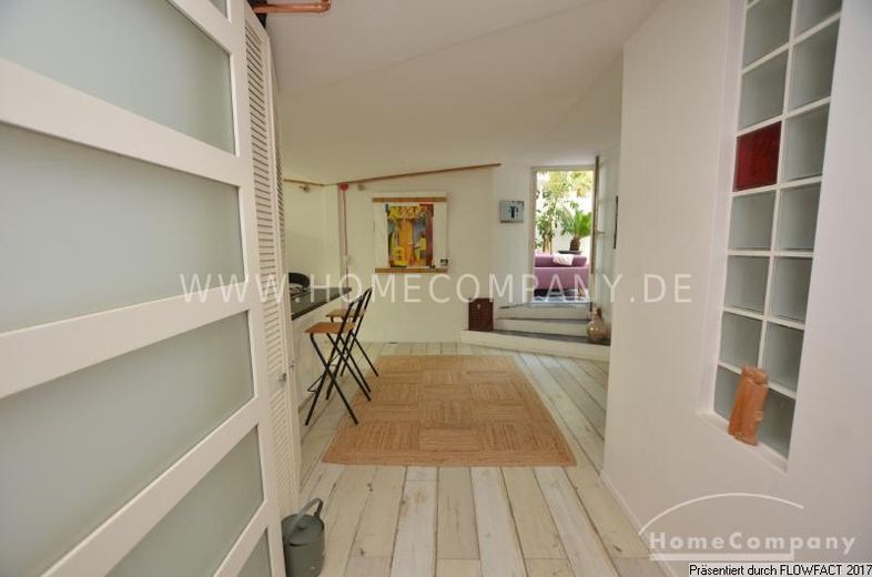 Appartamento TOP nel quartiere con veranda per subaffitto temporaneo – bce91e1de4400b3d38412c3ba6f6a13d7f56c670.jpg