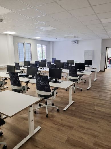 ATIK: Helle, moderne Bürofläche - provisionsfrei – Innenansicht