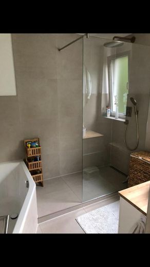 Attraktive und moderne 4-Zimmer Wohnung in begehrter Wohnlage – Photo 7