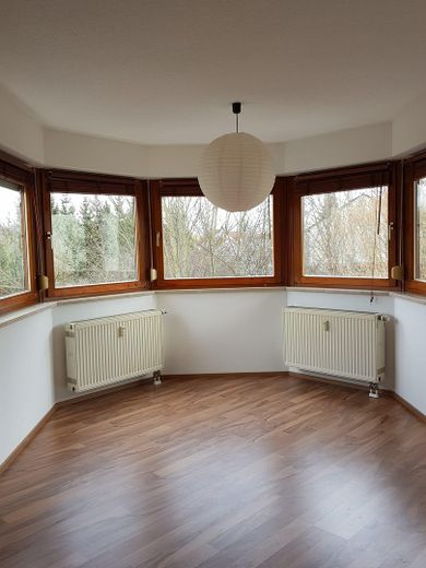Senza provvigione: appartamento di 2 locali a Freising, balcone, garage sotterraneo, vasca da bagno, vicino al centro – Foto 1