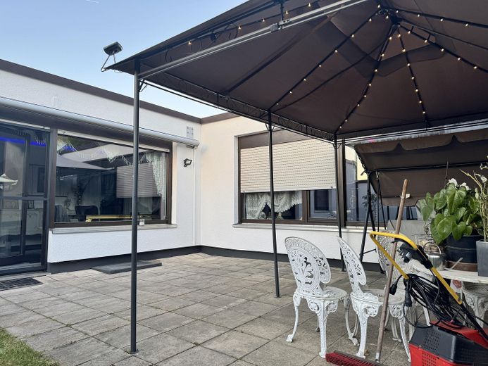 Exklusiv sanierter Bungalow (2023) mit PV & Smart-Home | hochwertiges Wohnen in ruhiger Lage – Foto 32