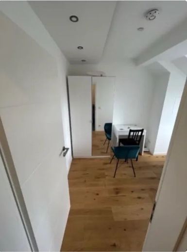 WG-Zimmer in attraktiver Stadtlage - Lenaustraße 8, München / 5.OG / Zi.3 – Schlafzimmer