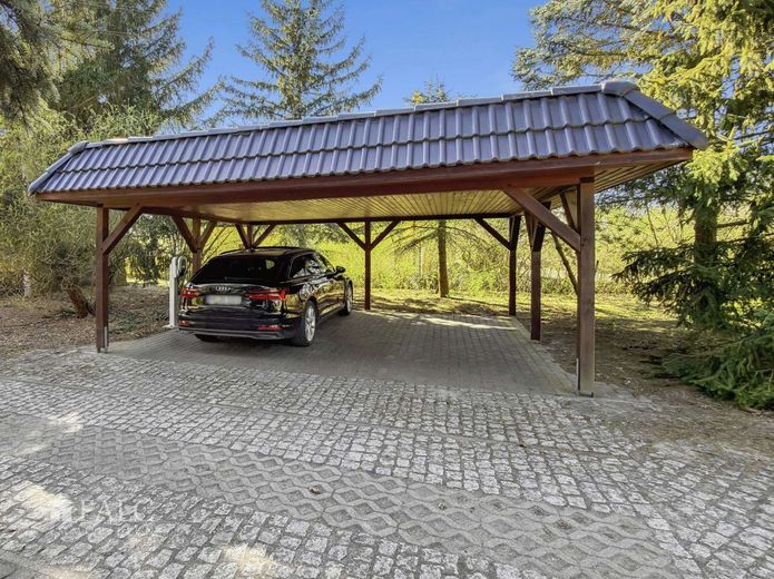 Provisionsfrei. Gepflegte Doppelhaushälfte in naturnaher Lage! – Doppelcarport mit Wallbox
