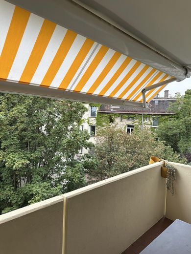 Top Lage an der Münchner Freiheit - Komplett ausgestattet - Südbalkon und sehr ruhig – Balkon III