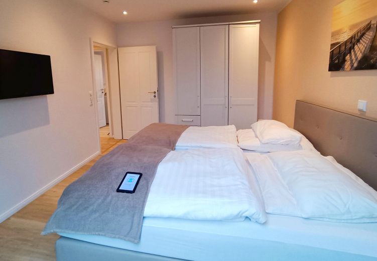 Schlafzimmer DG 