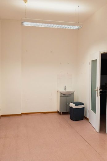 Praxis Dietzgenstr. 93 – Behandlungszimmer 