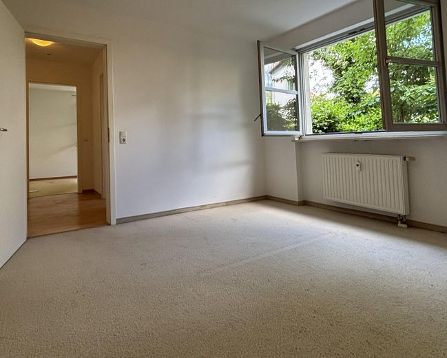 Zimmer li. vom Bas