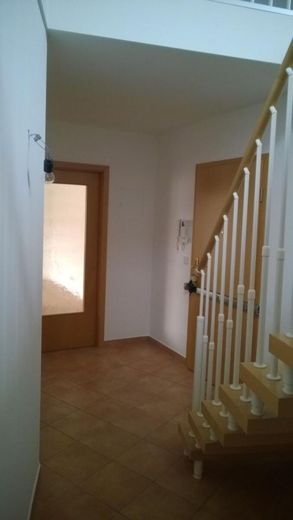 Stilvolle DG-Galerie-Wohnung in 85386 Eching – ETWE Flur 2