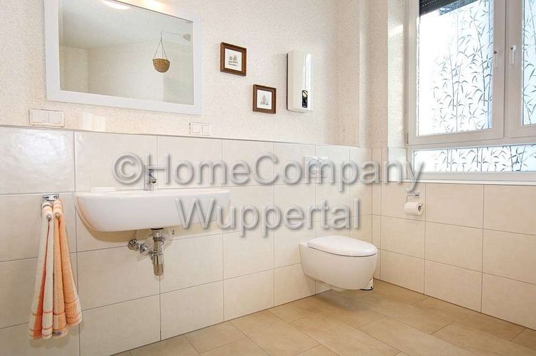 Großzügige Loftwohnung mit Terrasse, PKW-Stellplatz und DSL-Zugang in Wuppertal-Nächstebreck – 91478eecebbaf0d8664f8f0ffd2791ccd648eda7.jpg