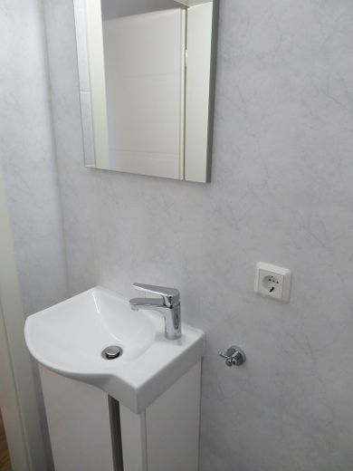 *Erstbezug nach Sanierung* 4 ZKB-Whg. 104 m² mit Terrasse & optionaler EBK – Gäste-WC 2